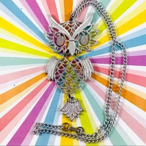 Vintage 1970’s silver-tone iconic owl necklace
